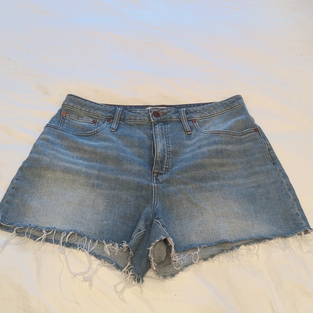 Madewell curvy high rise shorts